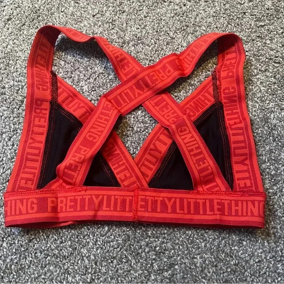 PrettyLittleThing Red Band Logo active Sports Bra Size 6 - Picture 4 of 5